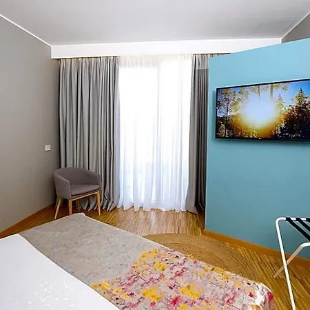 Vlora Priam, Affiliated By Melia Hotel Tirana