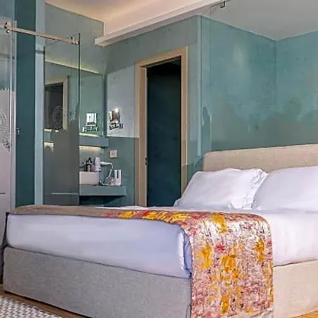 Vlora Priam, Affiliated By Melia 4*